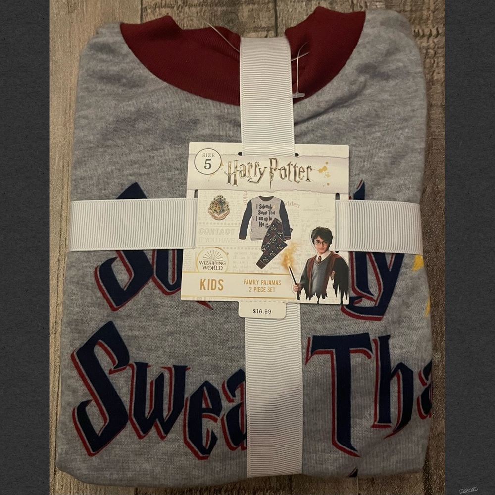 NEW Harry Potter size 5 Pajama Set